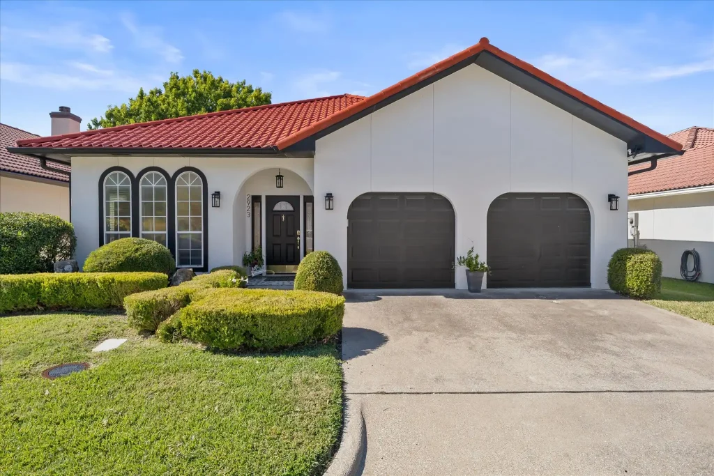 2923 Saratoga Drive